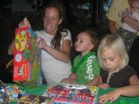 2007-01-27Sam2ndB-day (32)  Opening presents from friends!