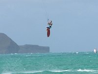 2007-03-25KailuaBeachKiteSurfers (16)  Doesn't this look fun!!!?