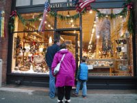 IMGP0180  Oh boy! This is Sam's favorite store - Agate Designs! A mineral and gem store.