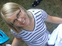 20160801 165554  Alli and Ingunn try in vain to get a good selfie while sorting socks on the front lawn. It's our last day on the property...
