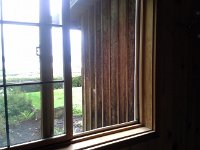 20160802 094318  Morning light in the bedroom.